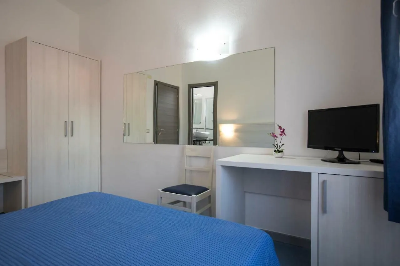 Hotel La Playa Cala Gonone 3*,
