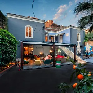 The Yard , Catánia Italië